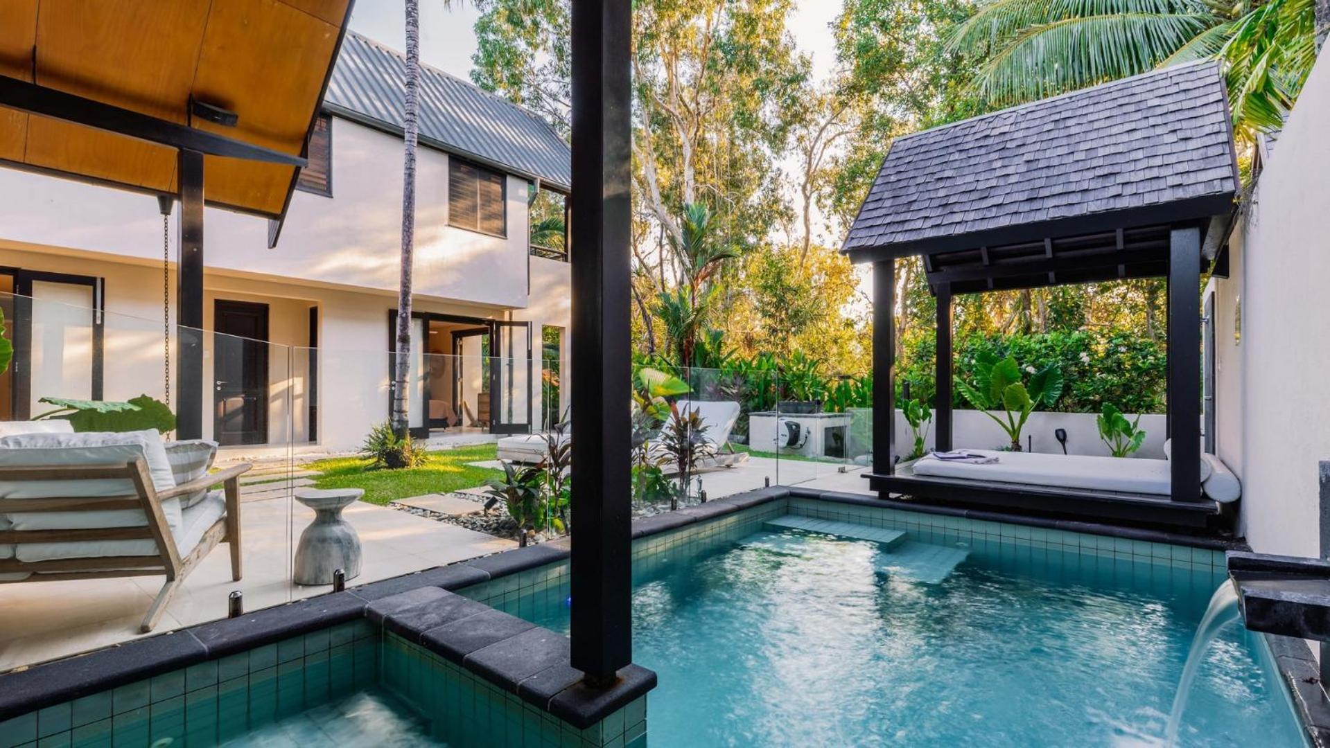 Niramaya Villas And Spa Port Douglas Exterior foto